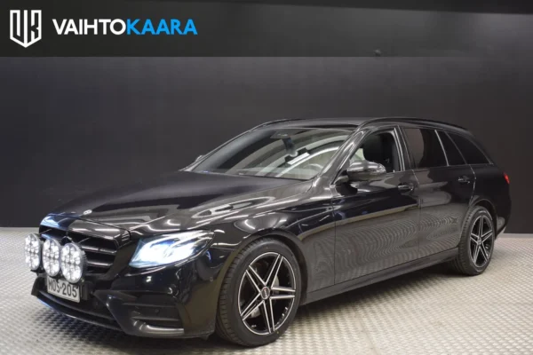 Mercedes-Benz E 220 d 4MATIC T A Premium Business AMG # Widescreen, 360-kamera, Vetokoukku, Nahka-alcantara, Panoraama #