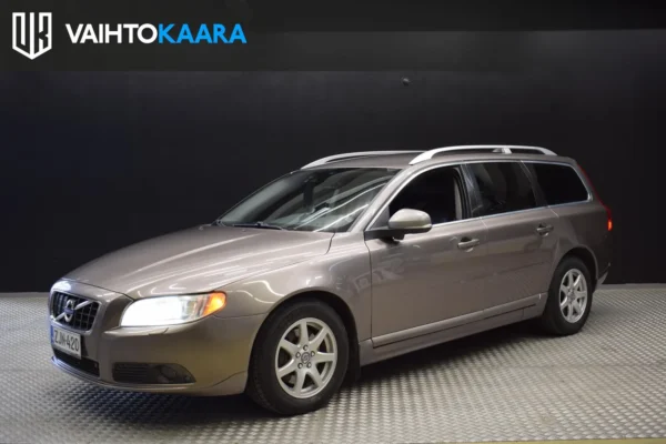 Volvo V70 D5 AWD Summum aut # Suomi-auto, Vetokoukku, Nahkasisusta, Adapt. vakionopeudensäädin, Sähkötakaluukku, Navigointi #