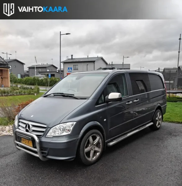 Mercedes-Benz Vito 122CDI keskipitkä Aut. # Huippuhieno ja megavarusteilla # Xenonit, Webasto, ilmastointi, Kattoluukku, 2 x renkaat #