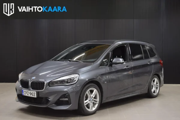 BMW 218 F45 Active Tourer 218i A Business M Sport # Sporttinen perheauto # Vetokoukku, Peruutuskamera, Navi, 2 x renkaat #