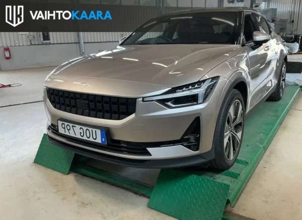 Polestar 2 Standard Range 69 kWh Single Motor # Pilotpaketti, Adapt.vakkari, 360 kamerat, Sähkötakaluukku, Muistipenkki, 2 x renk