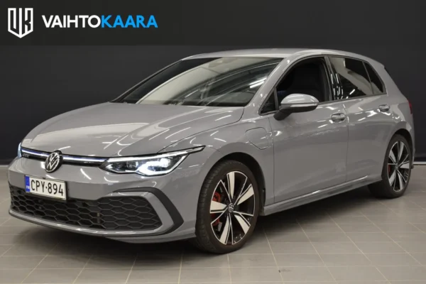 Volkswagen Golf GTE 180 kW (PHEV) DSG-automaatti