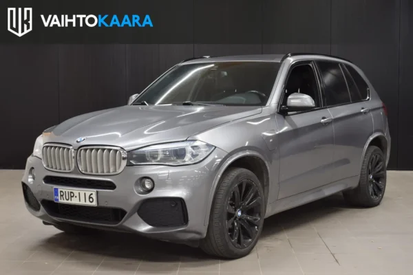 BMW X5 F15 xDrive40e Aut M Sport # Vakkari, Sähköluukku, Comfort-penkit, Prof.navi, Sähköluukku, 2x renkaat #