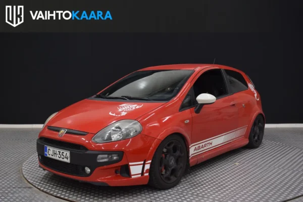 Fiat-Abarth Grande Punto 1,4 MultiAir 165hv Bensiini # Hieman kutiteltu Abarath! #